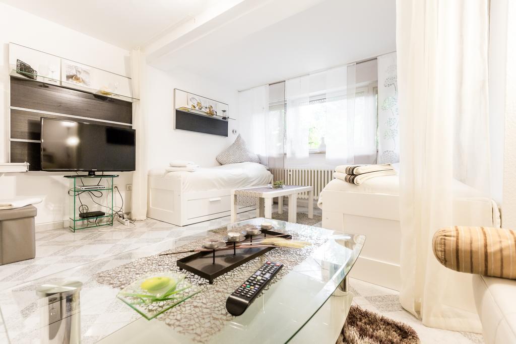 Apartments Нойс Номер фото